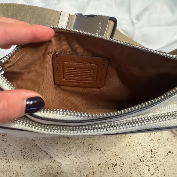 COACH Belt Bag in Crossgrain Leather - Chalk - NWOT - Picture 4 of 4